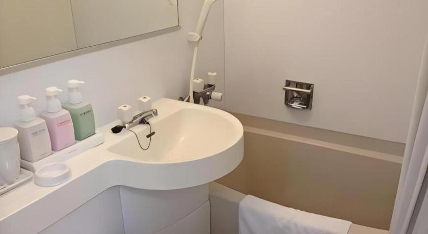 טוקיו Hotel Annex Check In Shimbashi מראה חיצוני תמונה